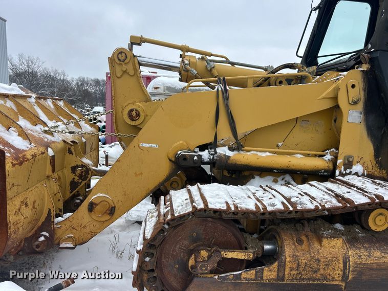 image for item ET6745 Caterpillar 963C track loader