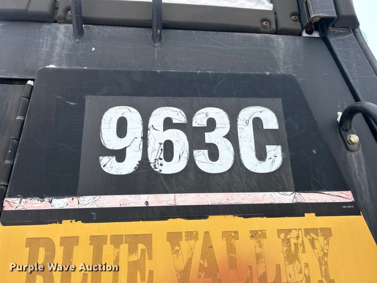 image for item ET6745 Caterpillar 963C track loader
