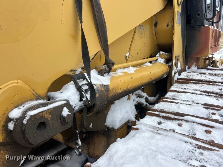 image for item ET6745 Caterpillar 963C track loader