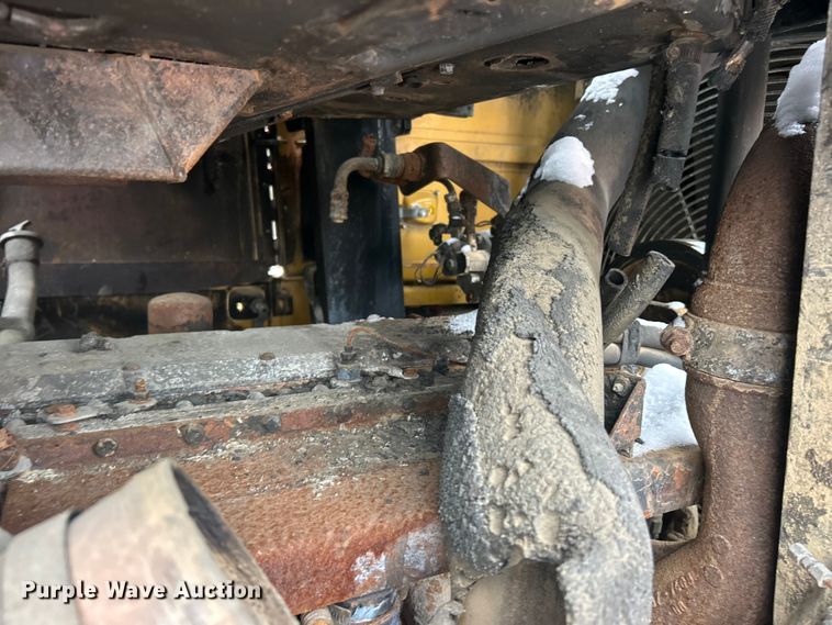 image for item ET6745 Caterpillar 963C track loader