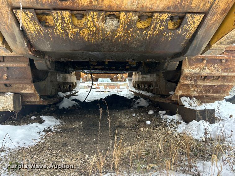 image for item ET6745 Caterpillar 963C track loader