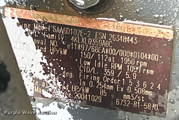 image for item ET6746 2005 Komatsu PC228USLC-3 excavator