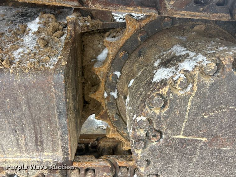 image for item ET6746 2005 Komatsu PC228USLC-3 excavator