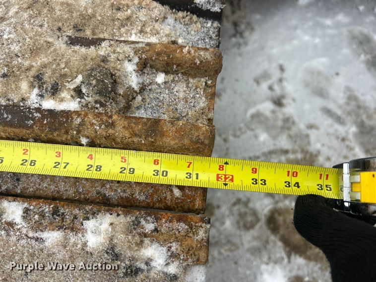 image for item ET6746 2005 Komatsu PC228USLC-3 excavator