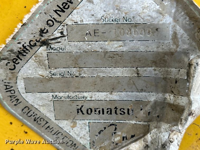 image for item ET6746 2005 Komatsu PC228USLC-3 excavator