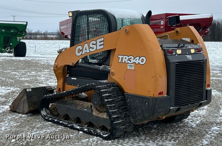 image for item ET6749 2019 Case TR340 tracked skid steer loader