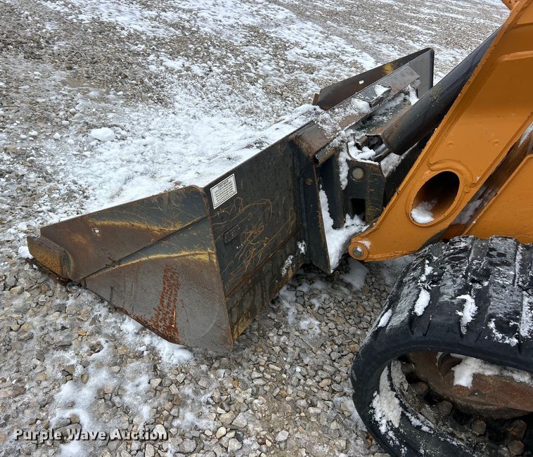 image for item ET6749 2019 Case TR340 tracked skid steer loader