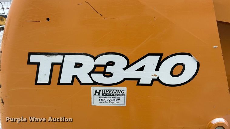 image for item ET6749 2019 Case TR340 tracked skid steer loader