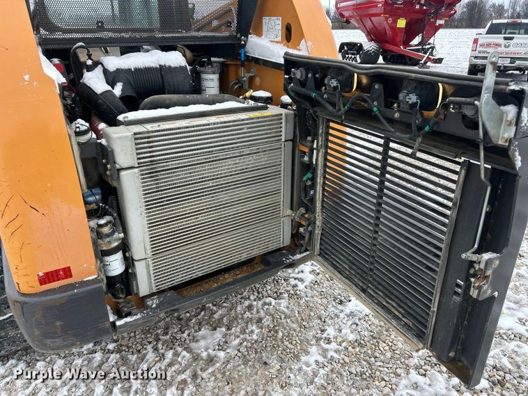 image for item ET6749 2019 Case TR340 tracked skid steer loader