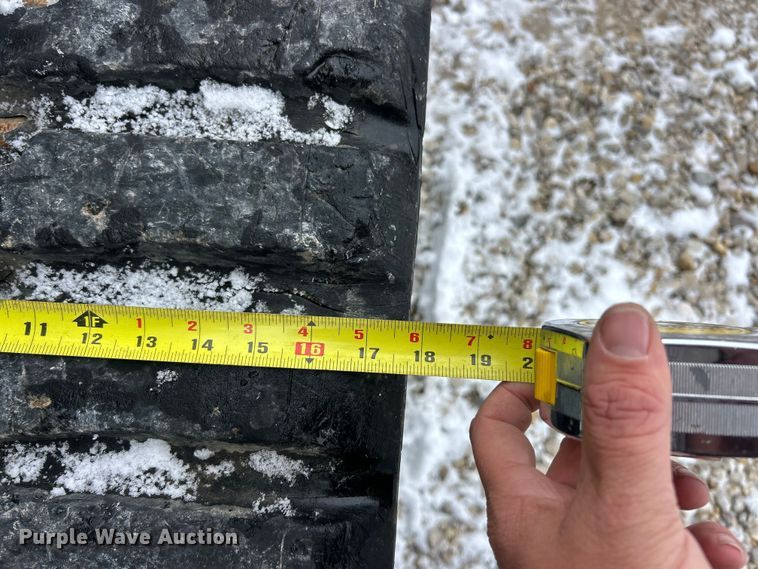 image for item ET6749 2019 Case TR340 tracked skid steer loader