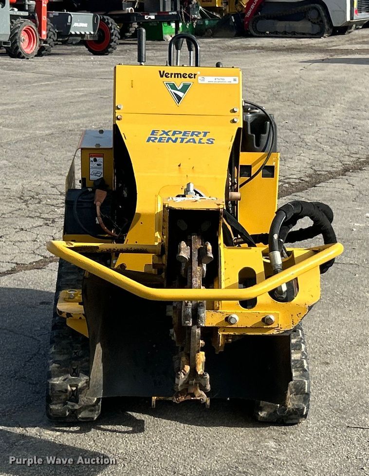 image for item ET6763 2022 Vermeer SC30TX stump grinder