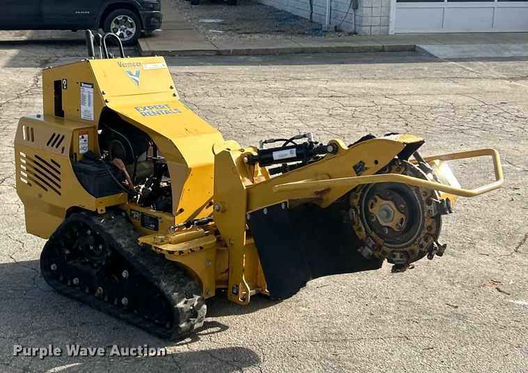 image for item ET6763 2022 Vermeer SC30TX stump grinder