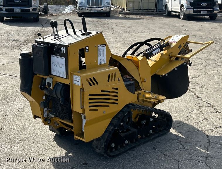 image for item ET6763 2022 Vermeer SC30TX stump grinder