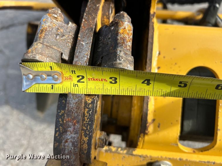 image for item ET6763 2022 Vermeer SC30TX stump grinder