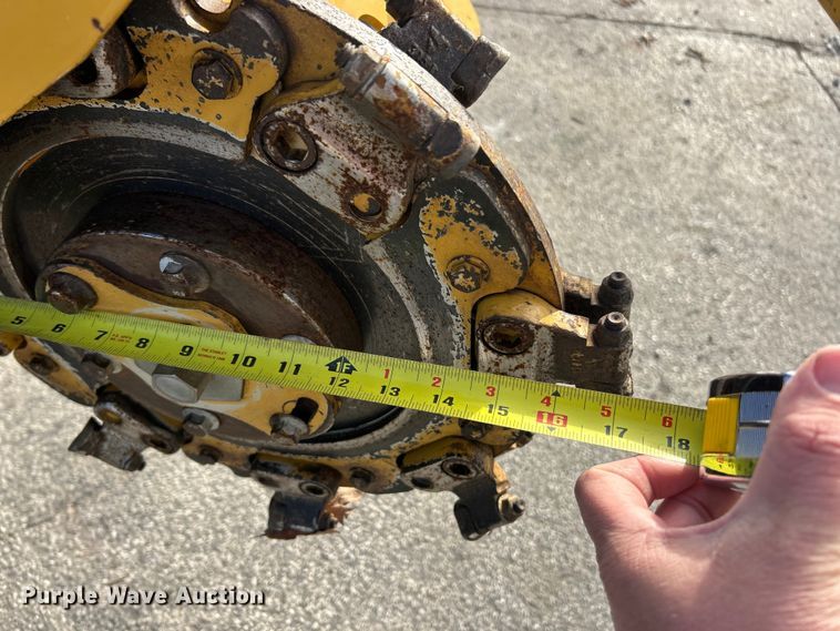 image for item ET6763 2022 Vermeer SC30TX stump grinder