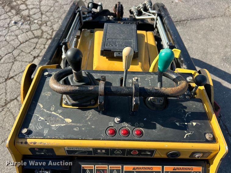 image for item ET6764 2021 Vermeer S925TX compact utility loader