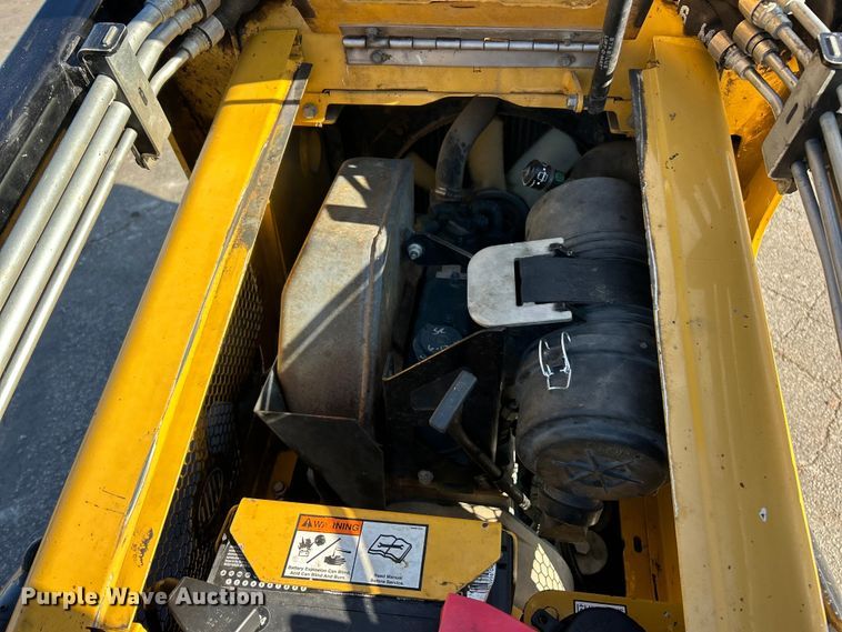 image for item ET6764 2021 Vermeer S925TX compact utility loader