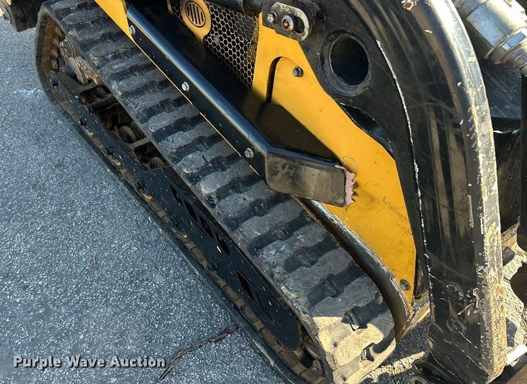 image for item ET6764 2021 Vermeer S925TX compact utility loader