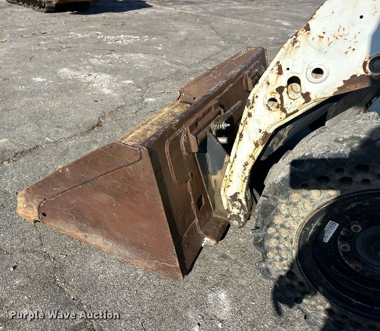 image for item ET6765 2008 Bobcat S150 skid steer loader