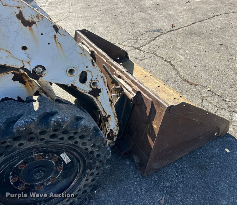 image for item ET6765 2008 Bobcat S150 skid steer loader