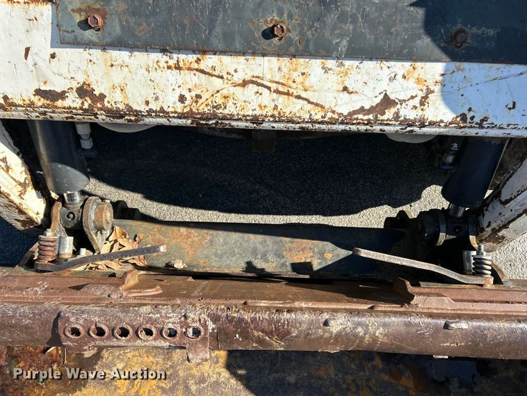 image for item ET6765 2008 Bobcat S150 skid steer loader