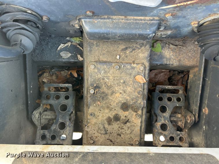 image for item ET6765 2008 Bobcat S150 skid steer loader