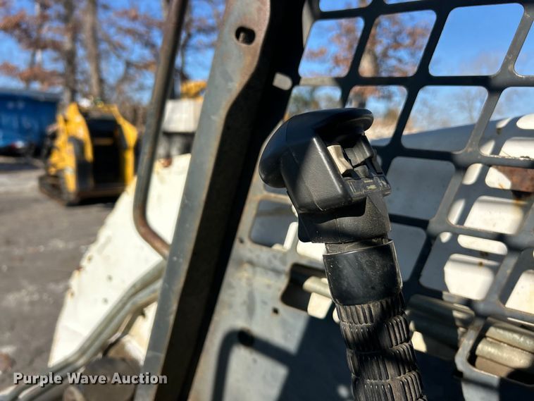image for item ET6765 2008 Bobcat S150 skid steer loader
