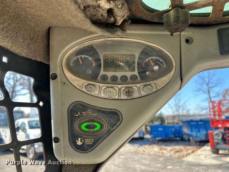 image for item ET6765 2008 Bobcat S150 skid steer loader