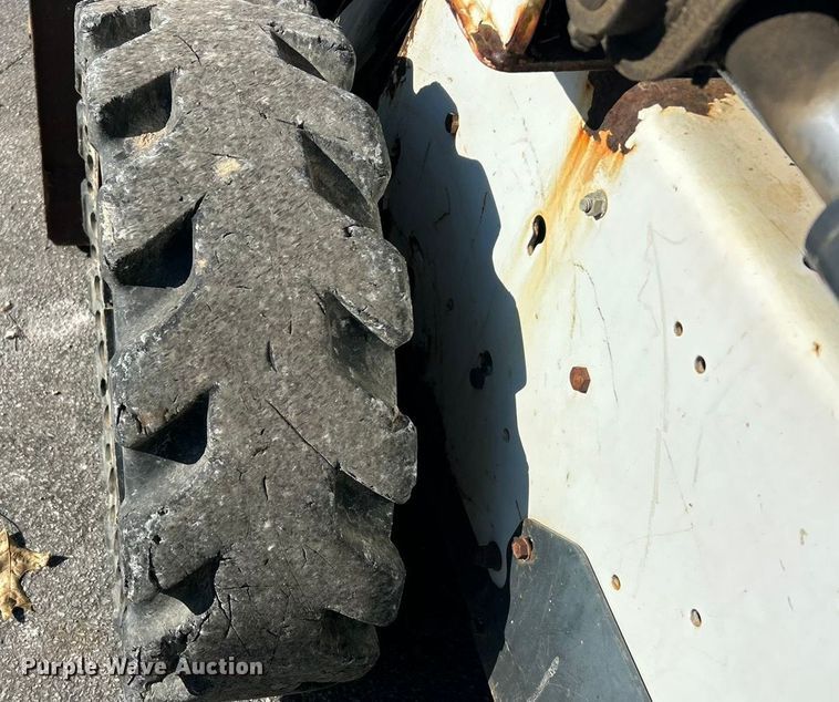 image for item ET6765 2008 Bobcat S150 skid steer loader