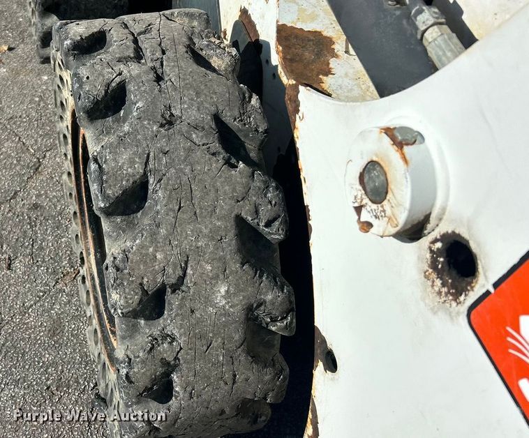 image for item ET6765 2008 Bobcat S150 skid steer loader