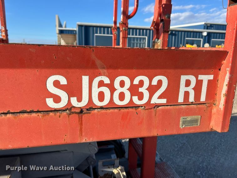 image for item ET6766 2013 Skyjack SJ 6832RT scissor lift