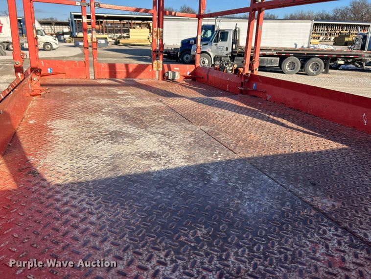 image for item ET6766 2013 Skyjack SJ 6832RT scissor lift