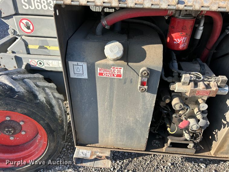 image for item ET6766 2013 Skyjack SJ 6832RT scissor lift