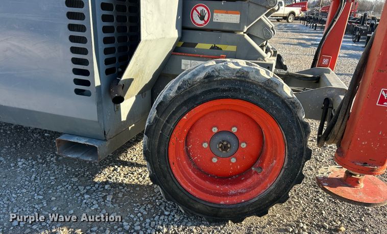 image for item ET6766 2013 Skyjack SJ 6832RT scissor lift