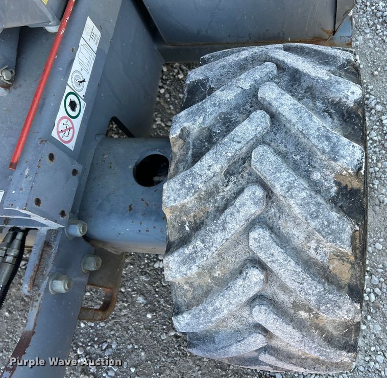 image for item ET6766 2013 Skyjack SJ 6832RT scissor lift