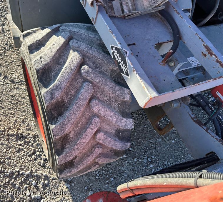 image for item ET6766 2013 Skyjack SJ 6832RT scissor lift