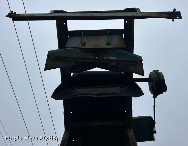 image for item ET6780 Powerscreen screen