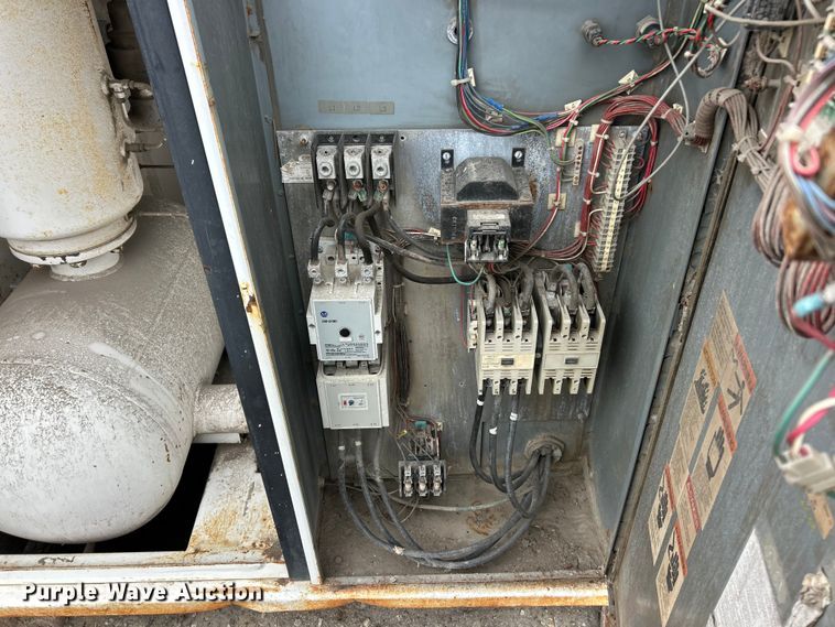 image for item ET6781 Gardner-Denver Electra Saver II air compressor