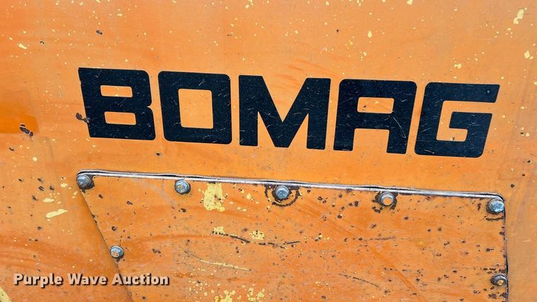image for item ET6784 1988 Bomag BW12R pneumatic roller