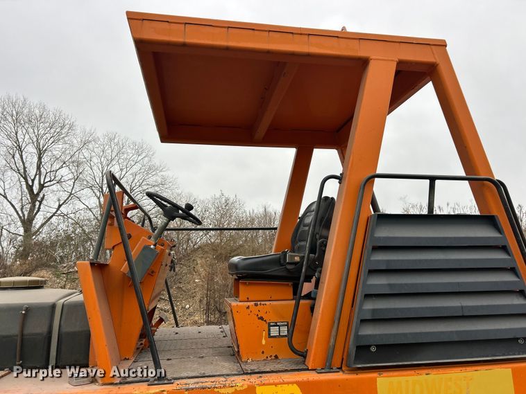 image for item ET6784 1988 Bomag BW12R pneumatic roller