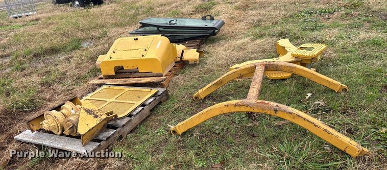 image for item ET7334 Caterpillar dozer parts