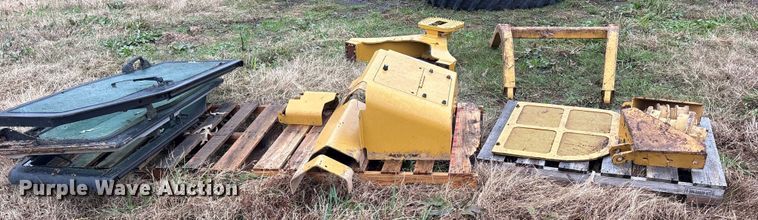 image for item ET7334 Caterpillar dozer parts
