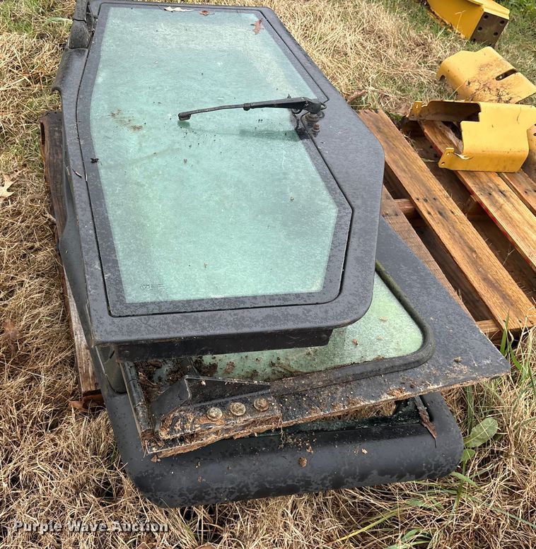 image for item ET7334 Caterpillar dozer parts