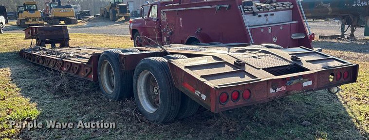 image for item ET7341 1991 Globe GTDG-35 BT Puma lowboy equipment trailer