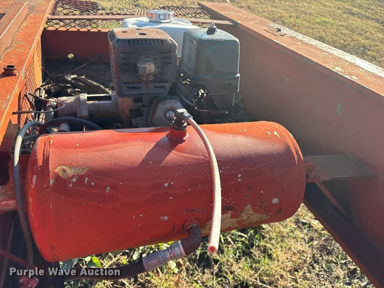 image for item ET7341 1991 Globe GTDG-35 BT Puma lowboy equipment trailer