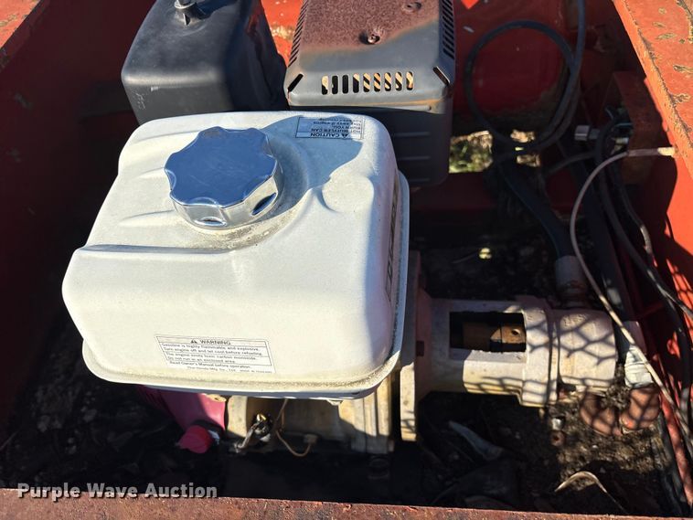 image for item ET7341 1991 Globe GTDG-35 BT Puma lowboy equipment trailer