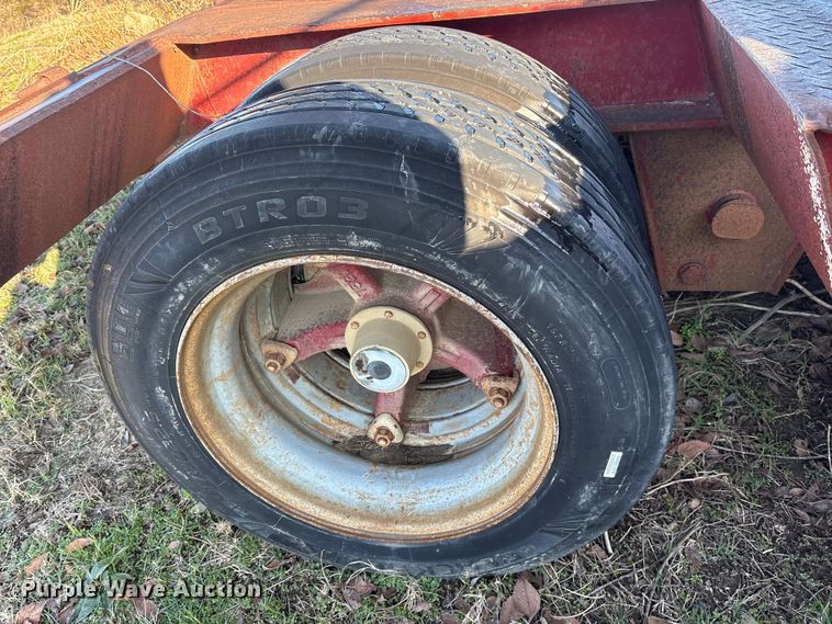 image for item ET7341 1991 Globe GTDG-35 BT Puma lowboy equipment trailer