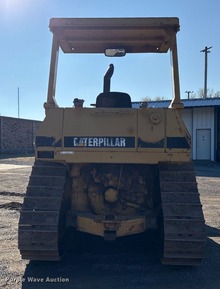 image for item ET7342 1987 Caterpillar D4H dozer