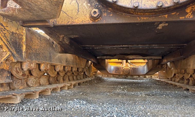 image for item ET7342 1987 Caterpillar D4H dozer