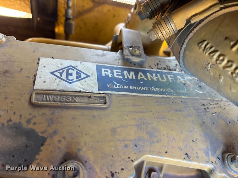 image for item ET7342 1987 Caterpillar D4H dozer